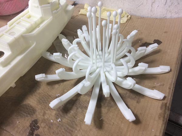 2587艺术品白色树...