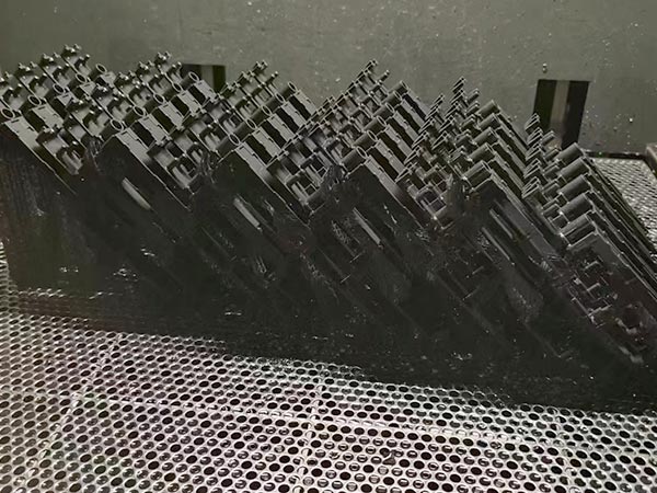 9806零件黑色树脂...