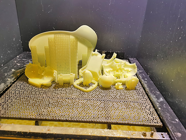 黄色树脂打印零配件 
