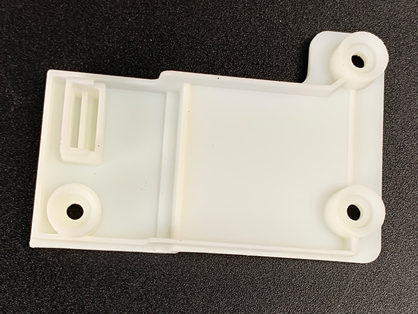 a98机械零件白色光...