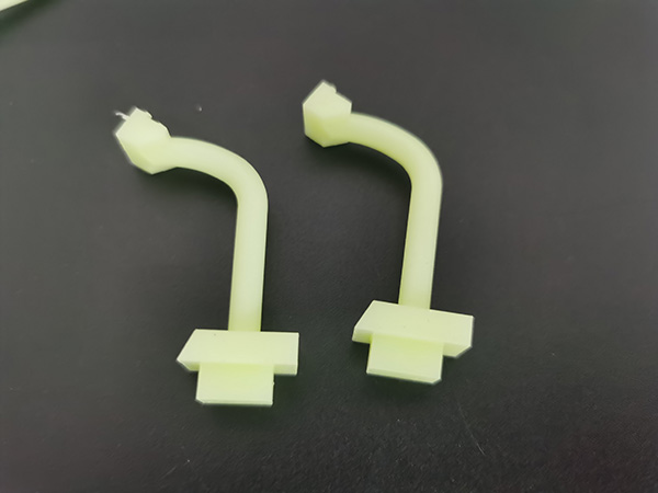 915仪器零件黄色树...