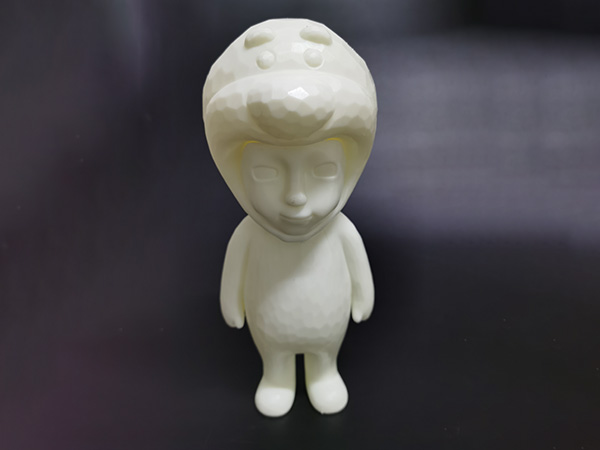 203动漫模型白色树...