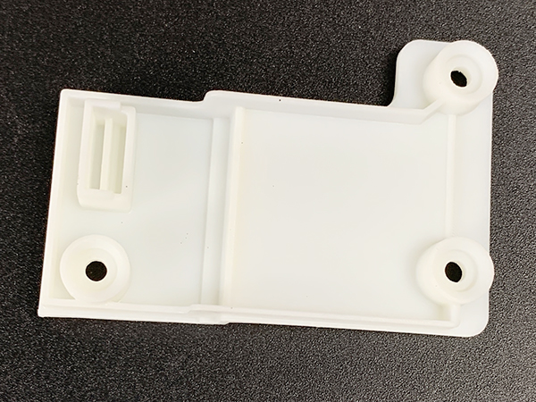 a98机械零件白色光...