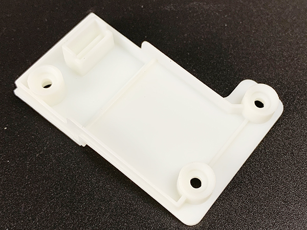 c55电器零件白色光...