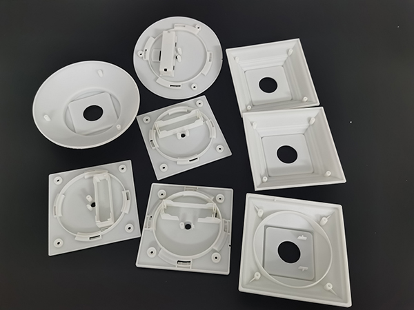 344电器零件白色树...