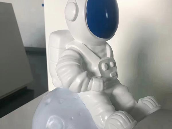 3255太空人白色树...