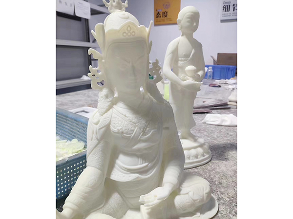 9606#雕塑白色树...